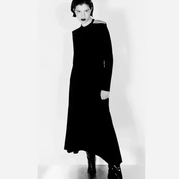 Zara CUT OUT DRESS LIMITED EDITION BLACK A LINE MIDI DRESS SMALL NEW NWT - Picture 4 of 9